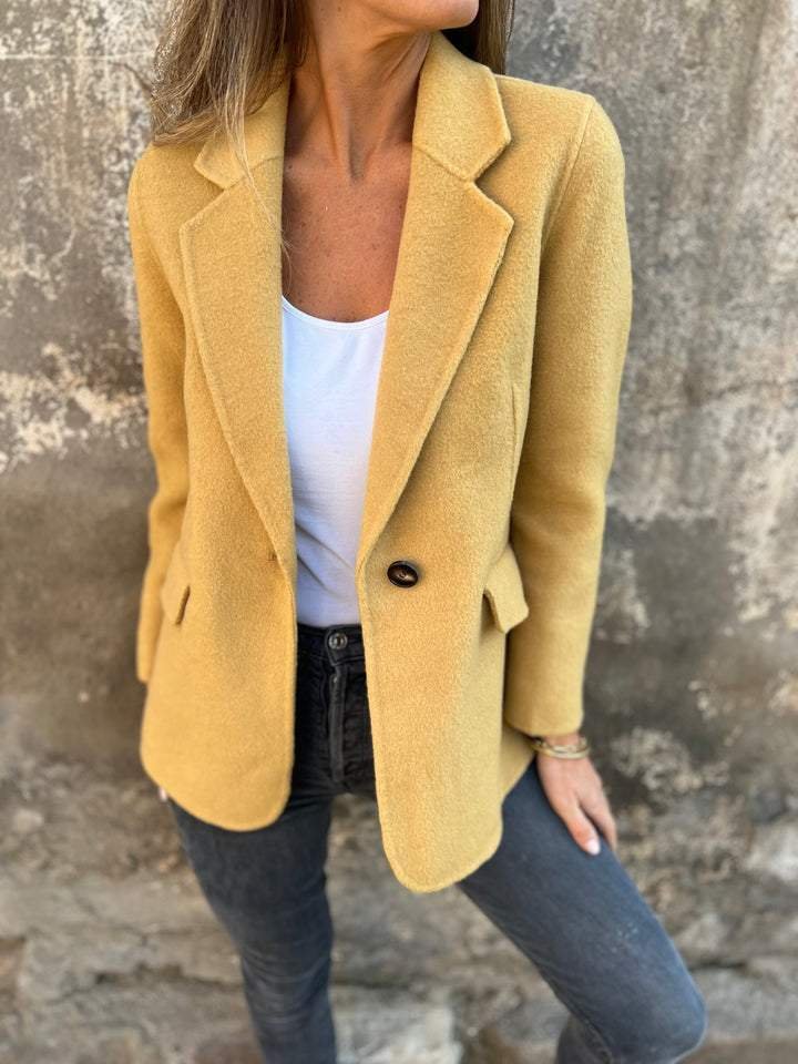 Laura | Zeitloser Und Eleganter Blazer Für Jeden Anlass