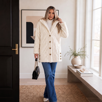 Amelia | Plush sherpa jacket with elegant diamond pattern