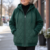 Clara | Moderne Pufferjacke Mit Kapuze Und Gezieltem Patchwork
