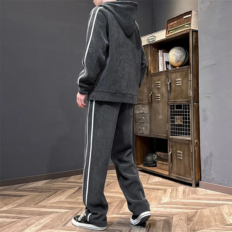 Finn | Stylish men's tracksuit for leisure and everyday wear
