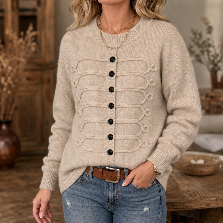 Braidenne | Strickpullover mit geflochtenen Kordeln und Knöpfen