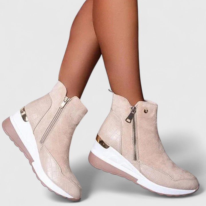 Charlotte | Orthopädische Und Stilvolle Keilabsatz-Stiefeletten