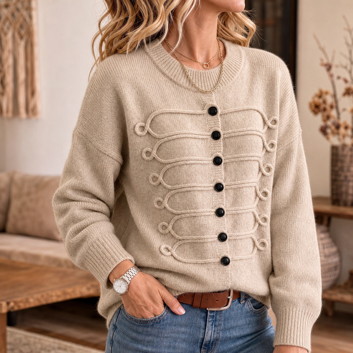 Braidenne | Strickpullover mit geflochtenen Kordeln und Knöpfen
