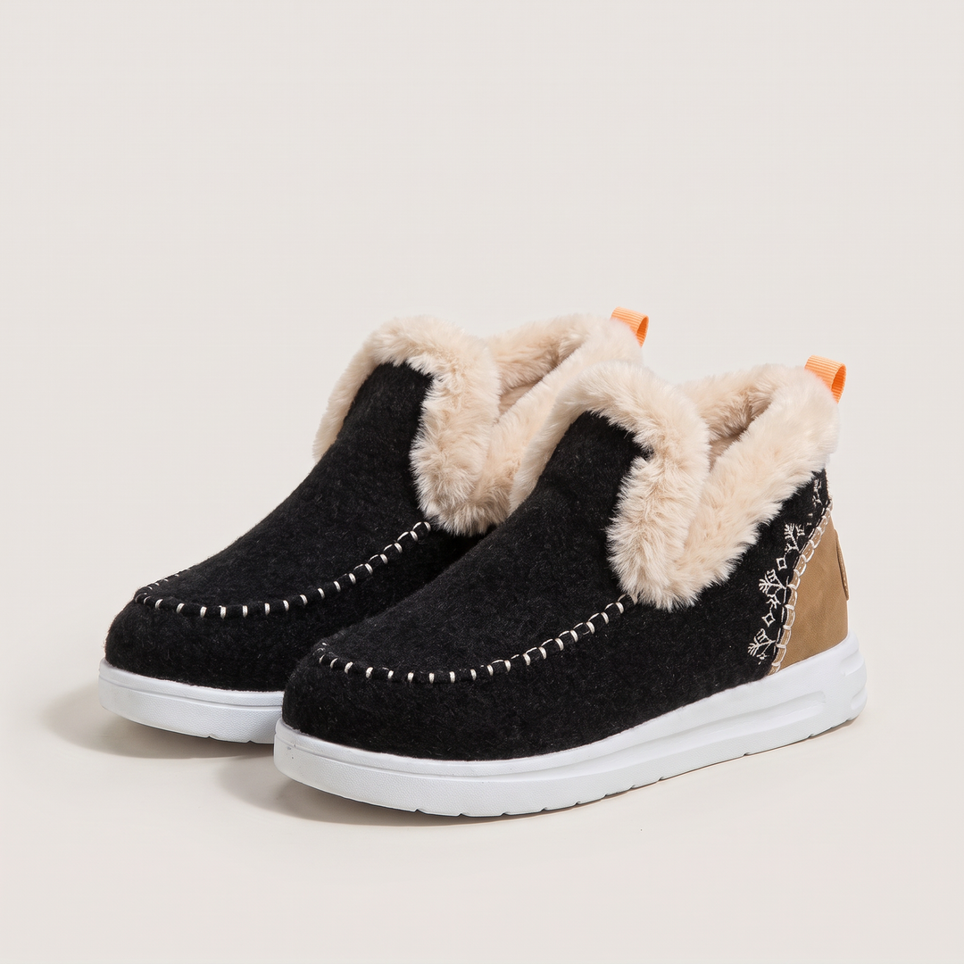 Stitch | Winter Slip-On Boots – Bequeme Fleece-Linie für Frauen
