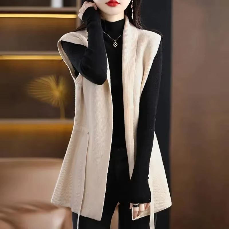 Charlotte | Elegante und Moderne Damen Merinowollweste