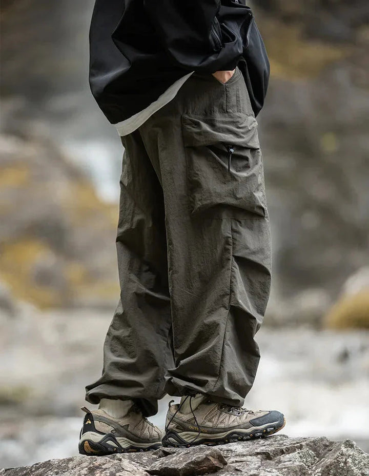 Clara | Casual and Functional Cargo Pants
