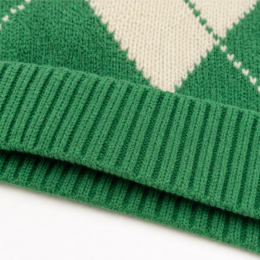 Wrapbella | Hooded Argyle Poncho Sweater – Bequemer Stil für jeden Tag