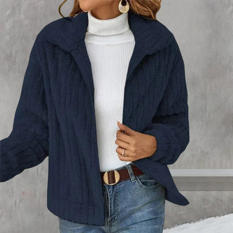 Hannah | Kurze und Moderne Damen Strick-Strickjacke