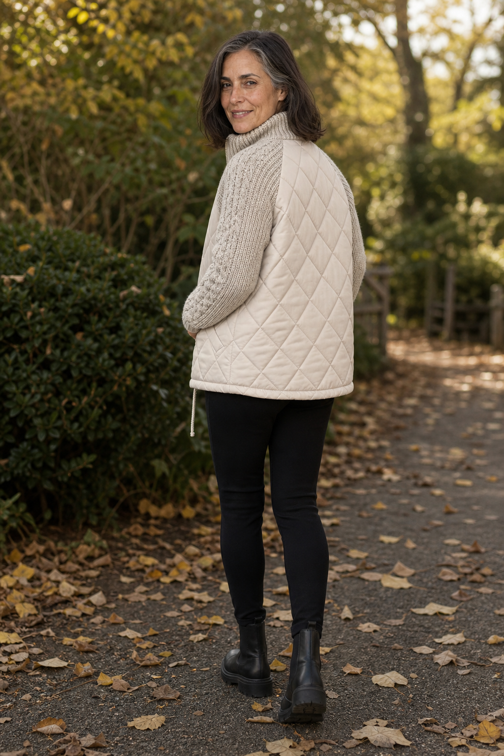 Knitpuff | Quilted Patchwork Puffer Jacket – Stylisch und Warm für Die Wintertage