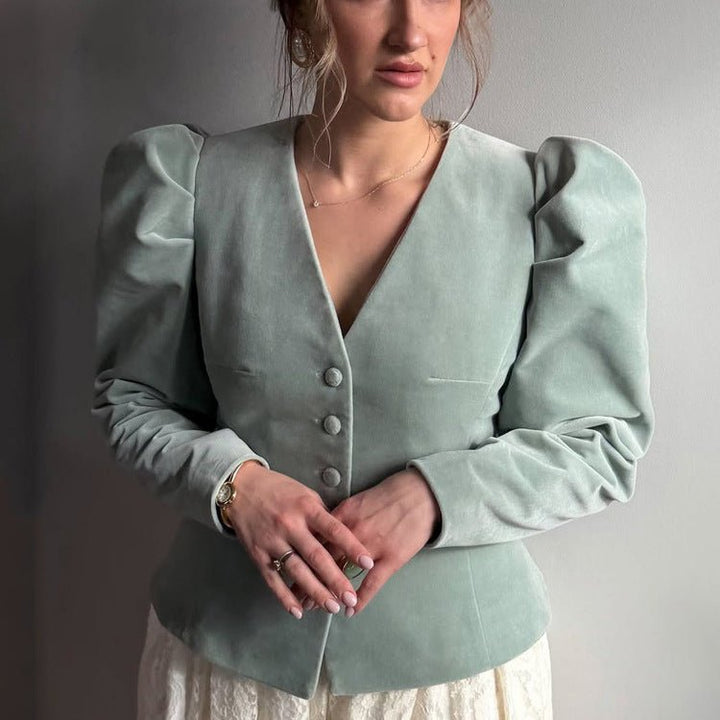 Drune | Samtblazer – Taillierter Vintage-Stil mit Puffärmeln