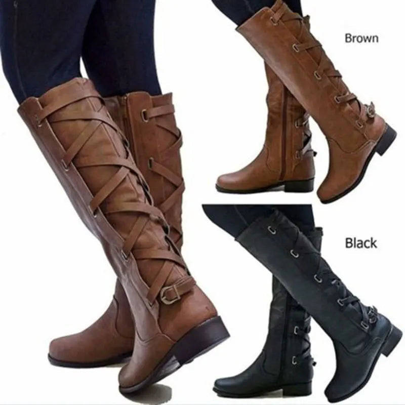 Brooke | Elegante kniehohe Reitstiefel mit goldenen Schnallen