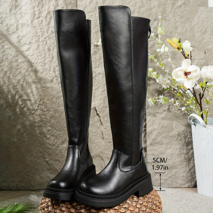 Madeleine | Moderne kniehohe Stiefel mit flacher Sohle und Stretch-Schaft