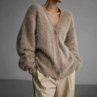 Valerie | Zeitlose Strickjacke mit Luxuriösem Tragegefühl