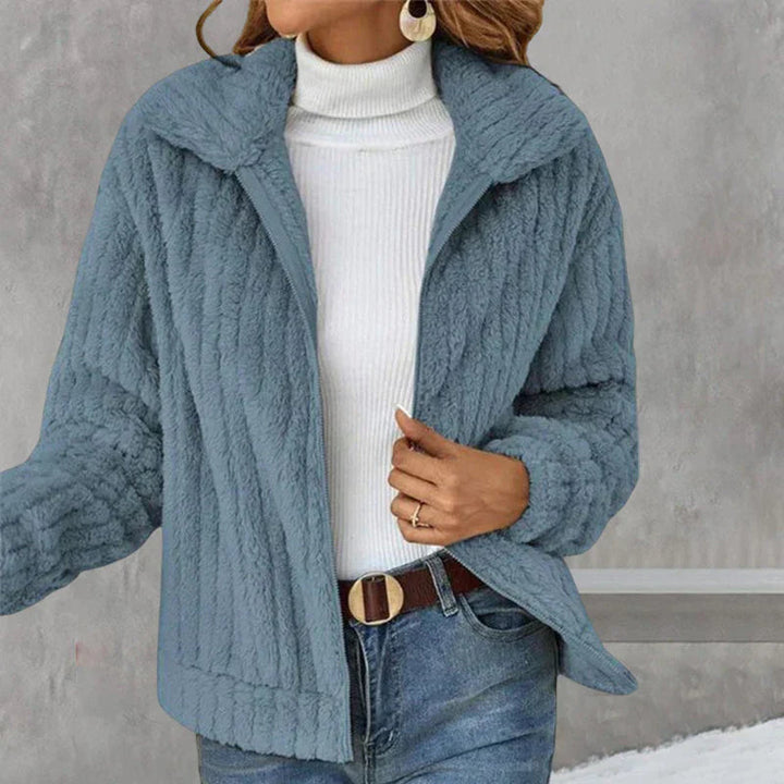 Hannah | Kurze und Moderne Damen Strick-Strickjacke