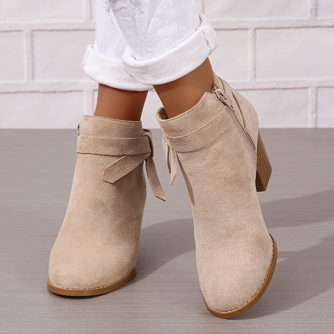 Lea | Elegante Und Moderne Stiefeletten Mit Schleifen-Detail