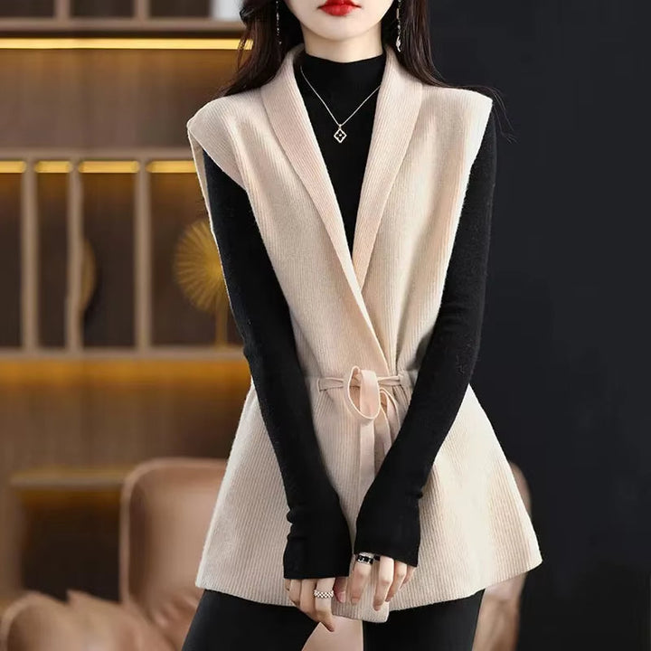 Charlotte | Elegante und Moderne Damen Merinowollweste