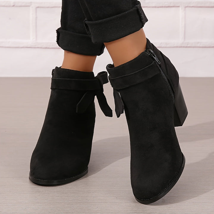 Lea | Elegante Und Moderne Stiefeletten Mit Schleifen-Detail