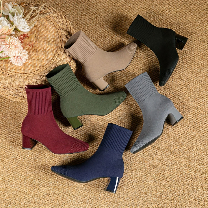Kerstin | Moderne Und Elegante Stricker-Stiefeletten