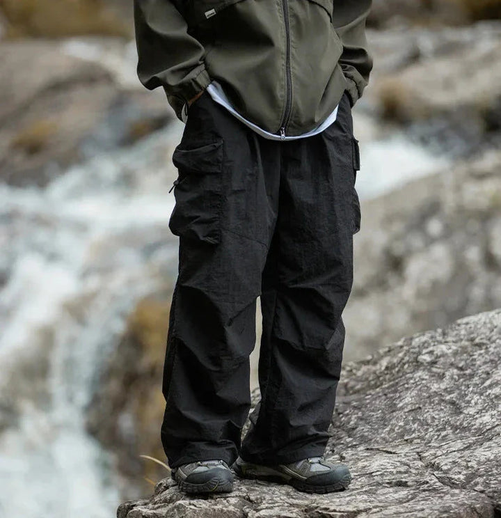 Clara | Casual and Functional Cargo Pants