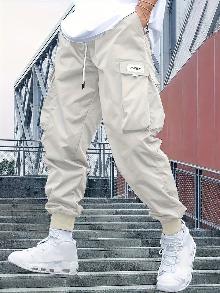 David | Modern and Functional Cargo Pants
