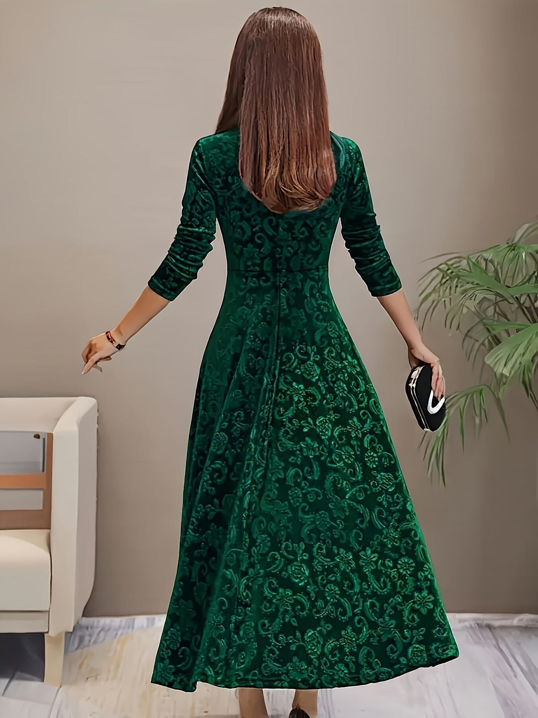 Karin | Florales Samt-Kleid – Elegante Abendgarderobe für Damen