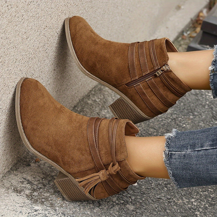 Petra | Elegante Und Moderne Quasten Stiefeletten