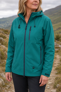 Emma | Stilvolle Wasserdichte Regenjacke Mit Atmungsaktivem Komfort