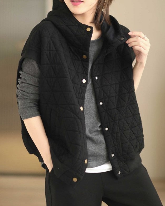 Victoria | Sportliche und Warme Damen Winterweste mit Kapuze