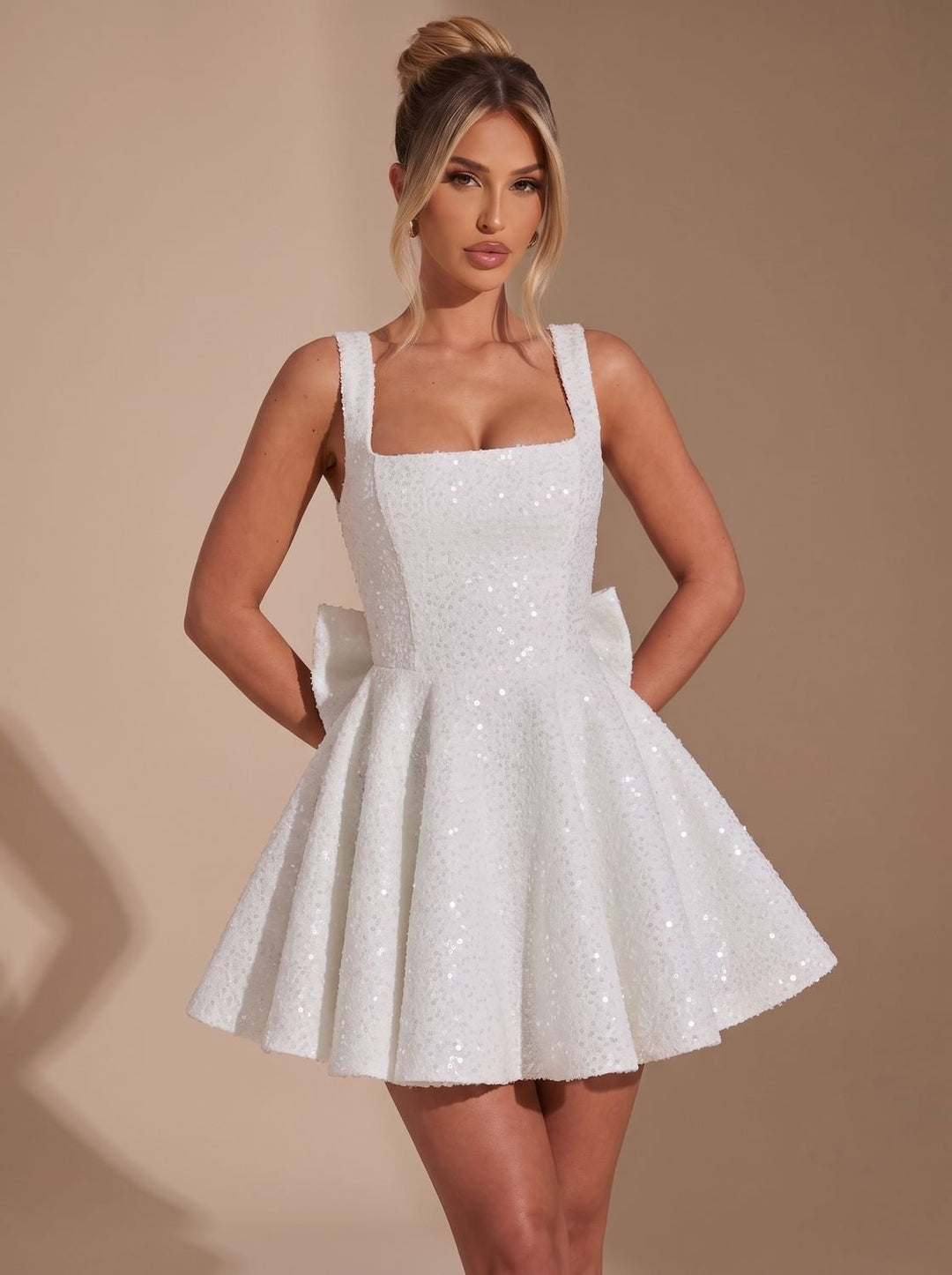 Victoria | Sequin Fit-and-Flare Mini Dress für Frauen