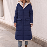 Florence | Classic reversible sherpa jacket with a hood and quilted design