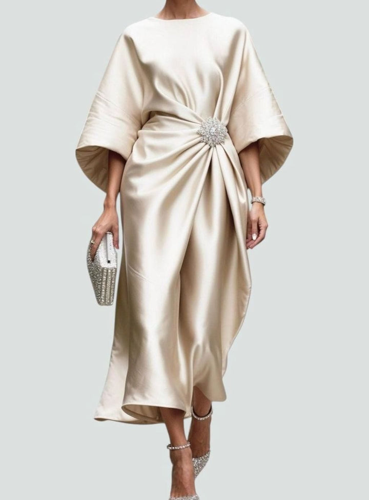 Nora | Midi Abendkleid – Elegantes Satin mit Fledermausärmeln