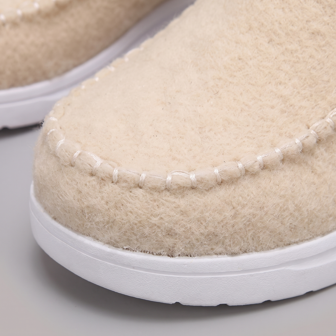Stitch | Winter Slip-On Boots – Bequeme Fleece-Linie für Frauen