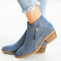 Harriet | Elegante Veloursleder-Stiefeletten mit niedrigem Blockabsatz
