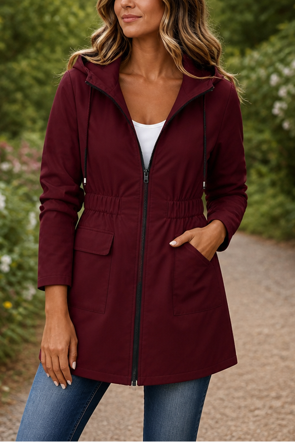 Rainfelle | Slim-Fit Kapuzen Regenjacke mit Kordelzug