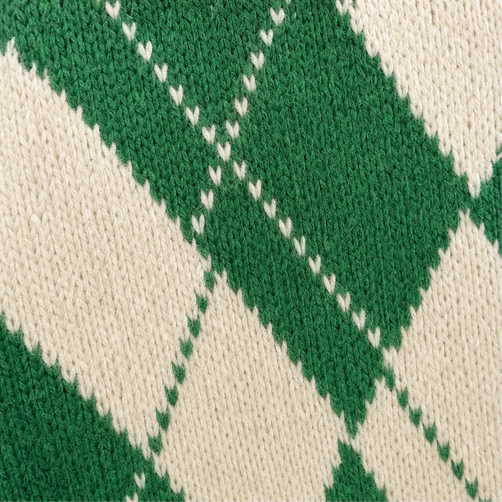 Wrapbella | Hooded Argyle Poncho Sweater – Bequemer Stil für jeden Tag