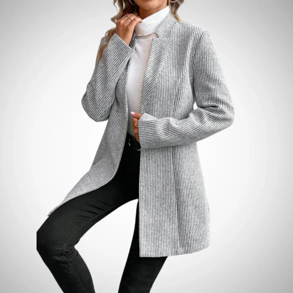 Alannah | Eleganter und professioneller Damenblazer 4