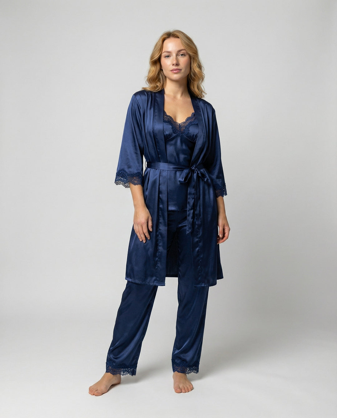 Amelia | Elegantes, Weiches &amp; Bequemes Damen-Seiden-Pyjama-Set 0