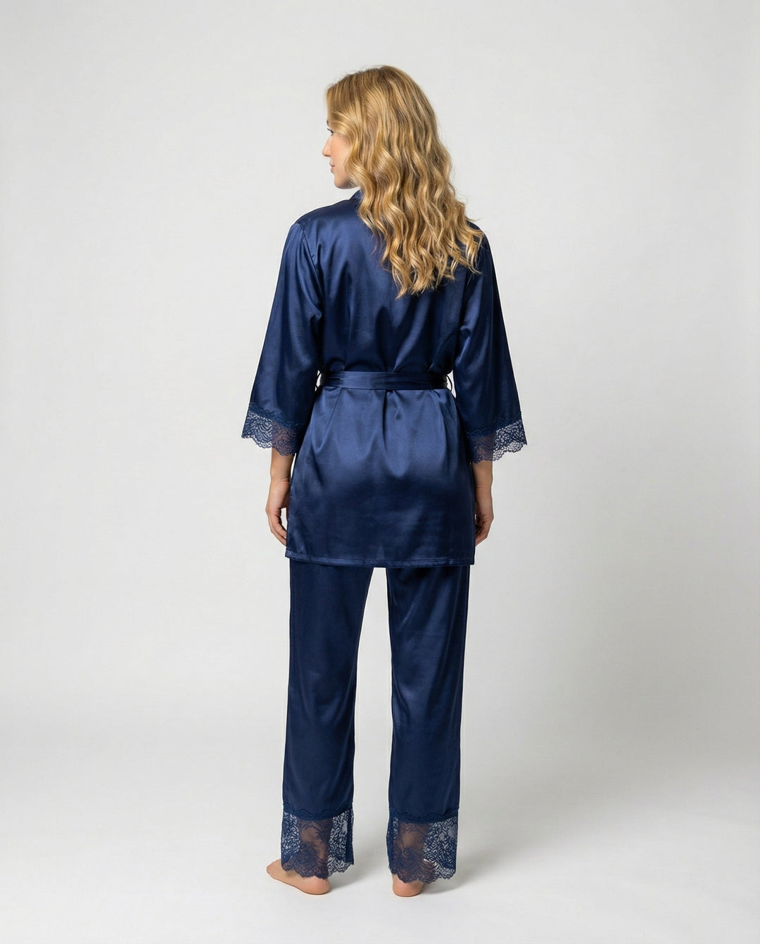 Amelia | Elegantes, Weiches &amp; Bequemes Damen-Seiden-Pyjama-Set 1