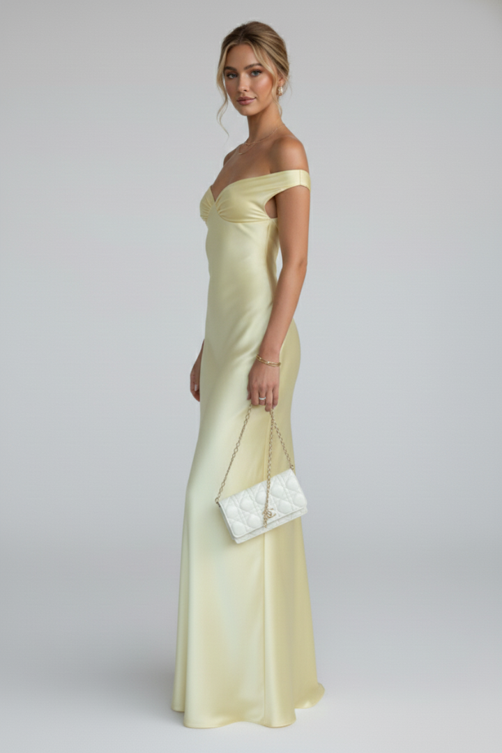 Aurelia | Elegantes, Schulterfreies &amp; Gerafftes Maxikleid 3