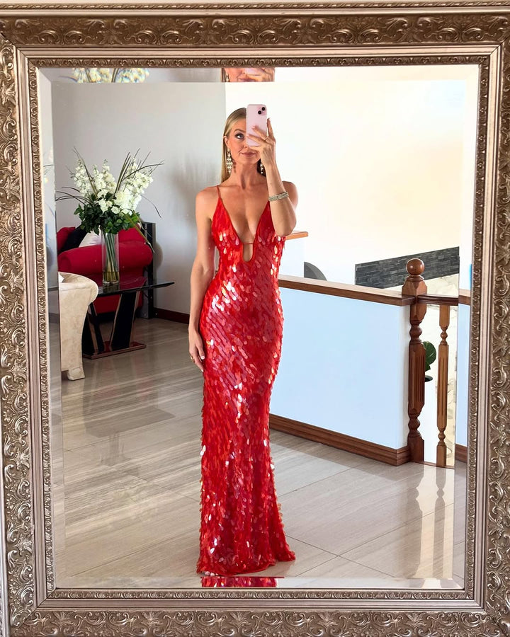 Aurora | Glamouröses, rückenfreies Paillettenkleid für den Abschlussball 5