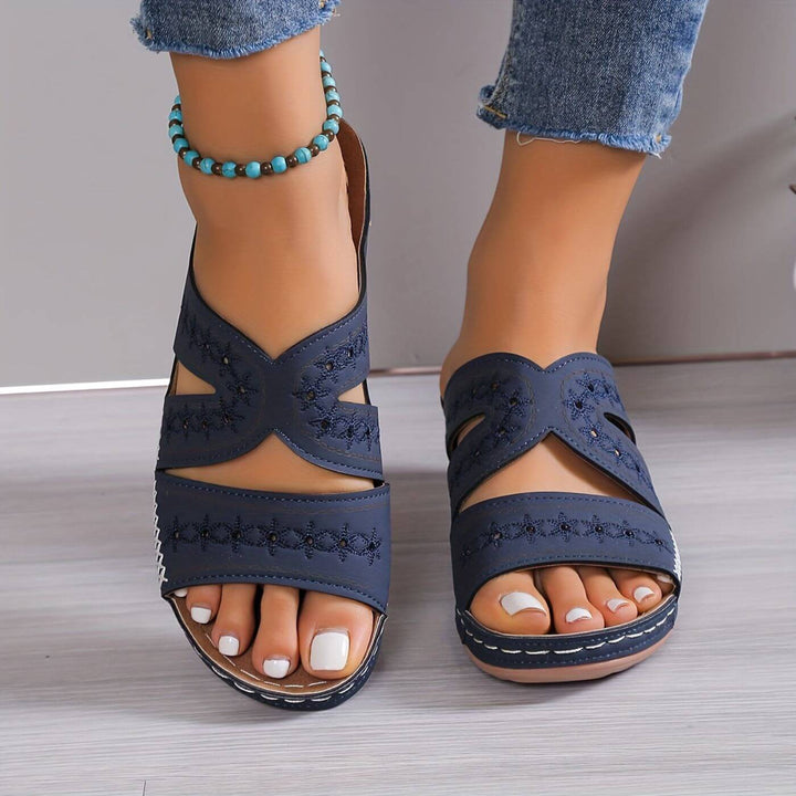 Ava | Bequeme und rutschfeste Damen Sommersandalen 4