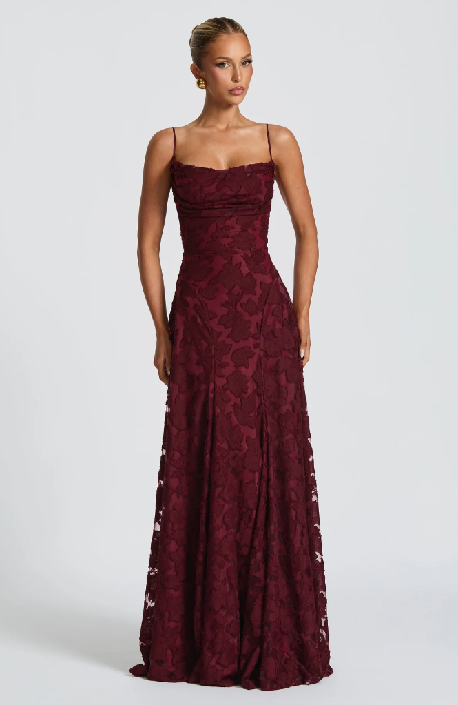 Ava | Figurbetontes & glamouröses langes Kleid 1