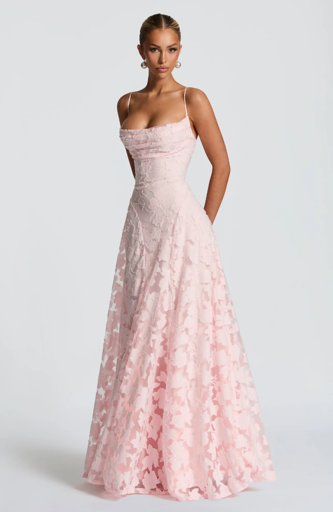 Ava | Figurbetontes & glamouröses langes Kleid 6