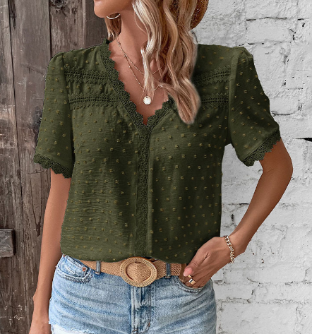Camille | Elegante Damenbluse mit V-Ausschnitt – Zarte Spitzen für festliche Anlässe 1