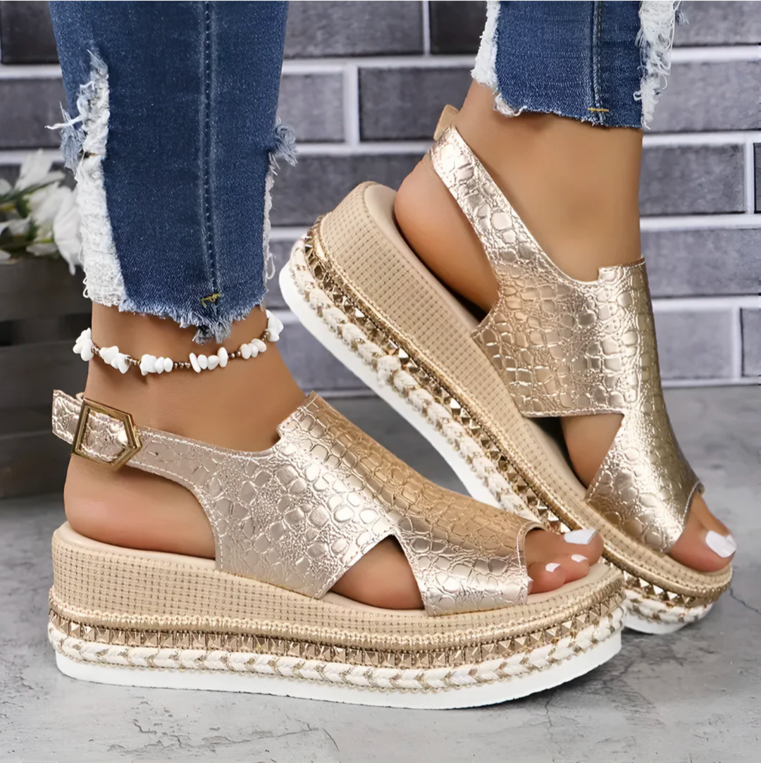 Chiara | Hochwertige orthopädische Ledersandalen 0