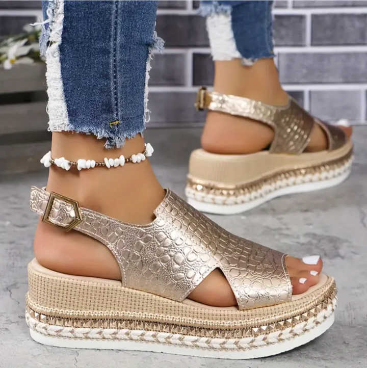 Chiara | Hochwertige orthopädische Ledersandalen 2