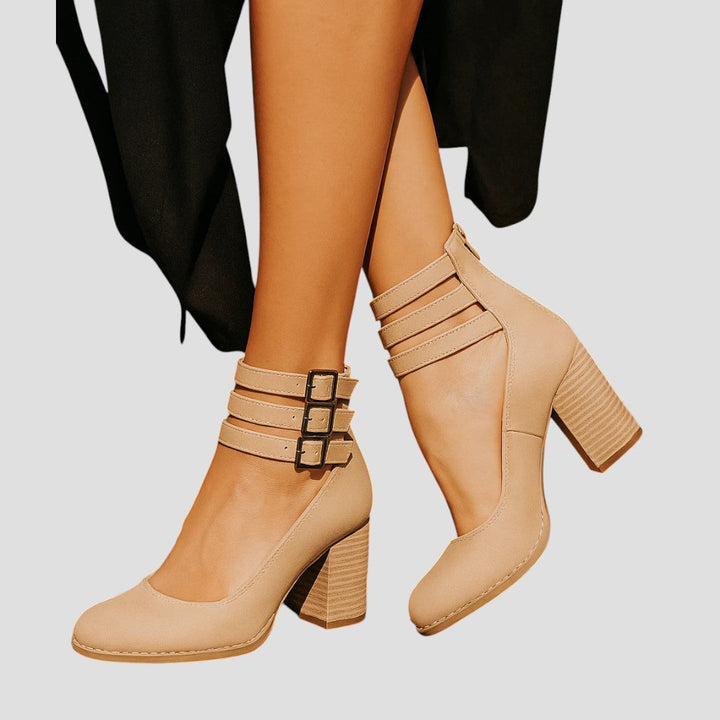 Christine | Bequeme Stiefeletten mit doppeltem Riemen und Blockabsatz 7