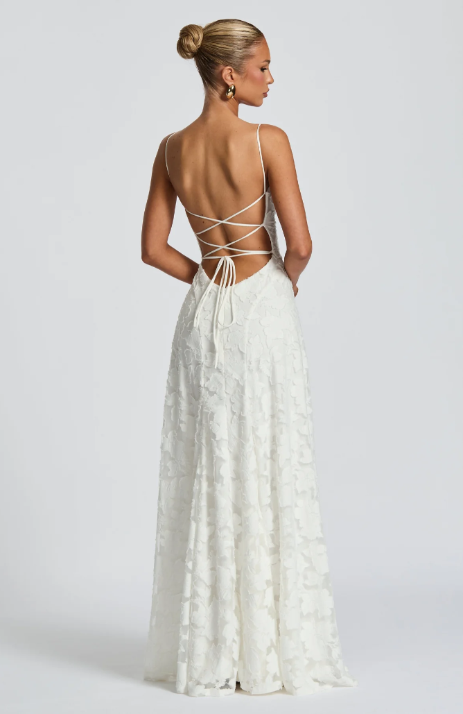 Cimara | Elegantes Figurbetont Maxi Kleid mit Spitzen-Details 5