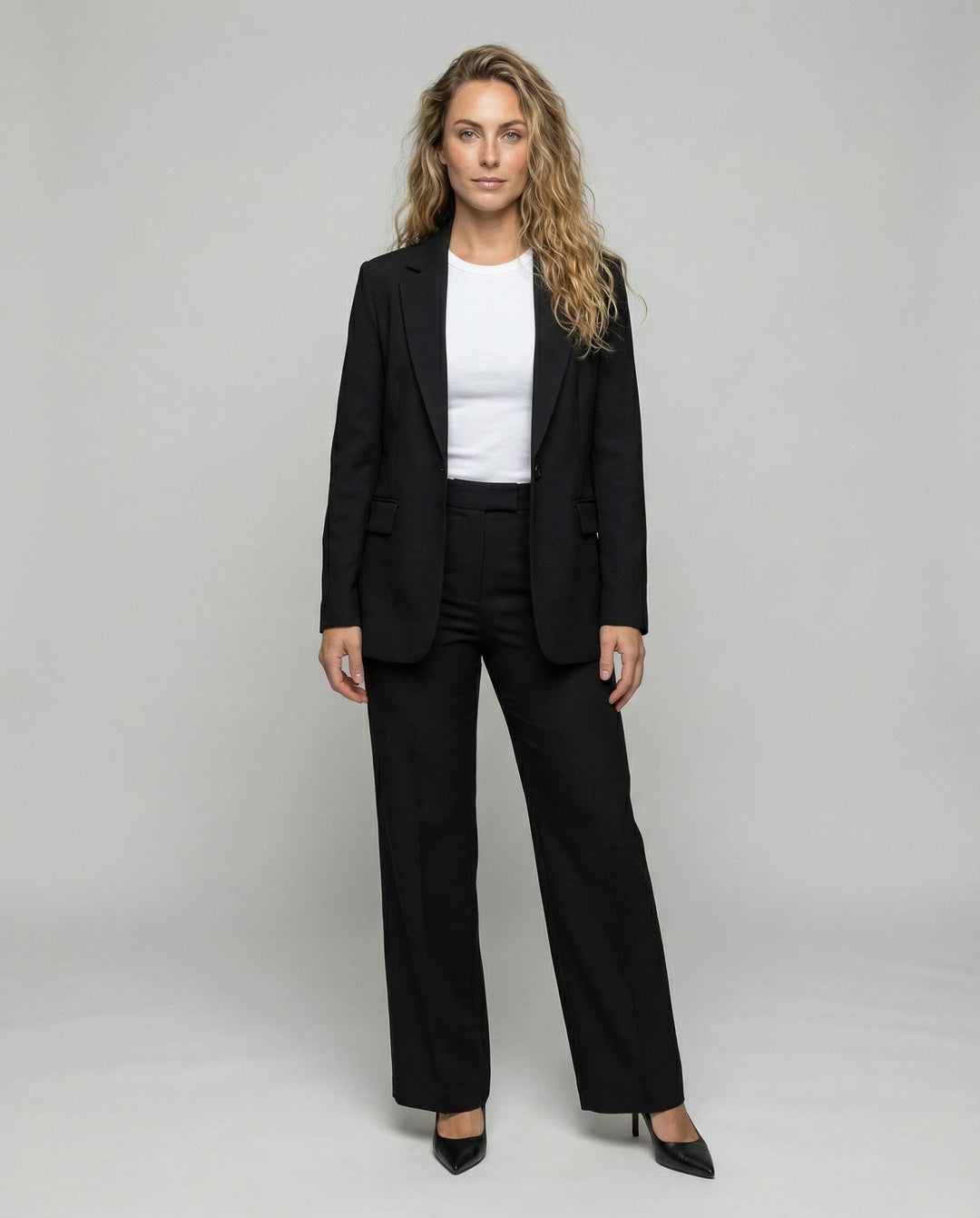 Clara | Eleganter, Bequemer & Vielseitiger Damenanzug 0