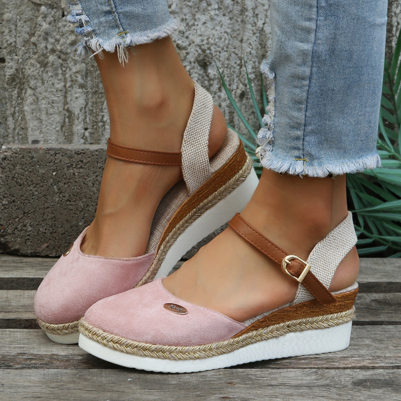 Claudia | Atmungsaktive und stilvolle orthopädische Sommersandalen 5